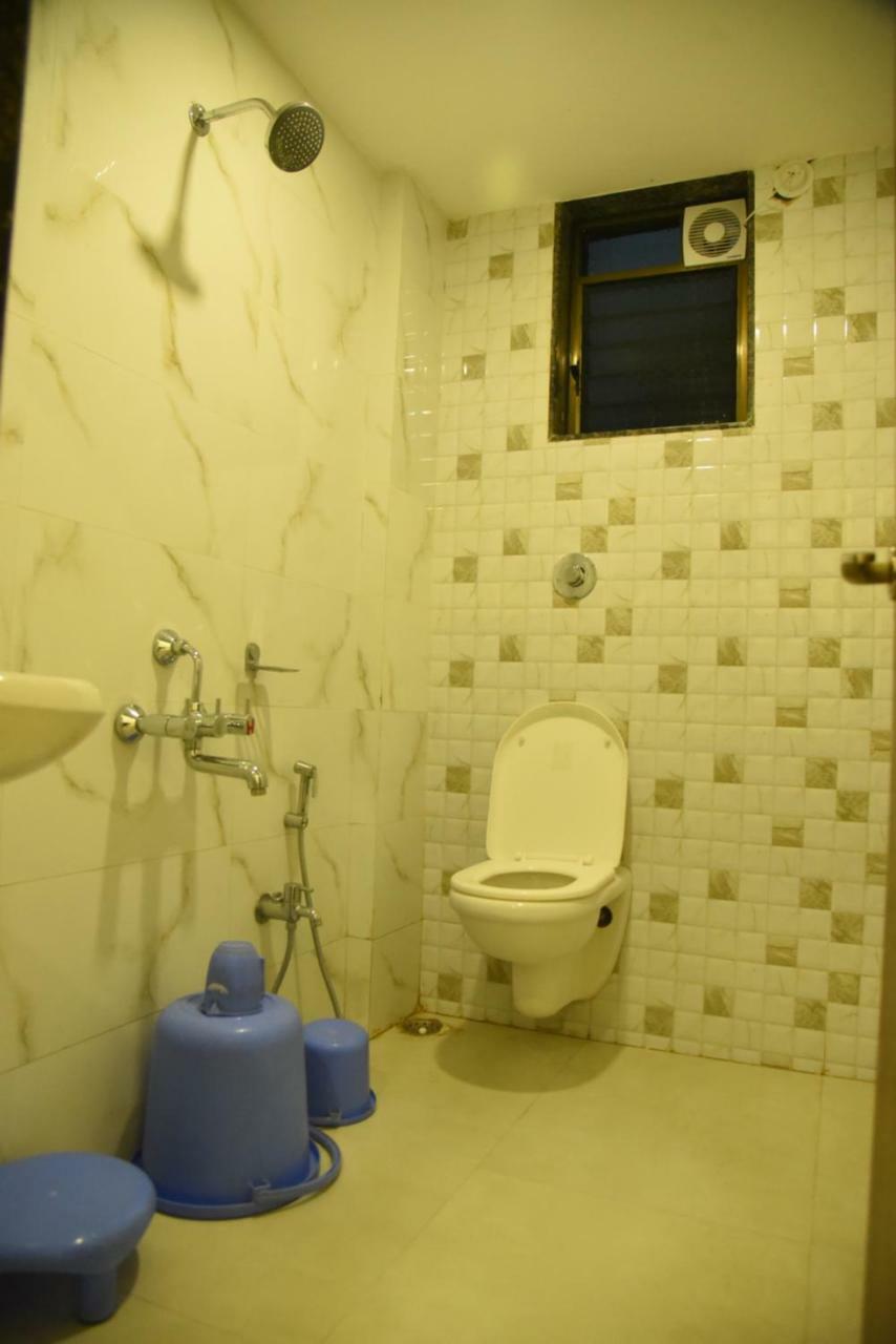 שירדי Sai Vidisha Palace מראה חיצוני תמונה